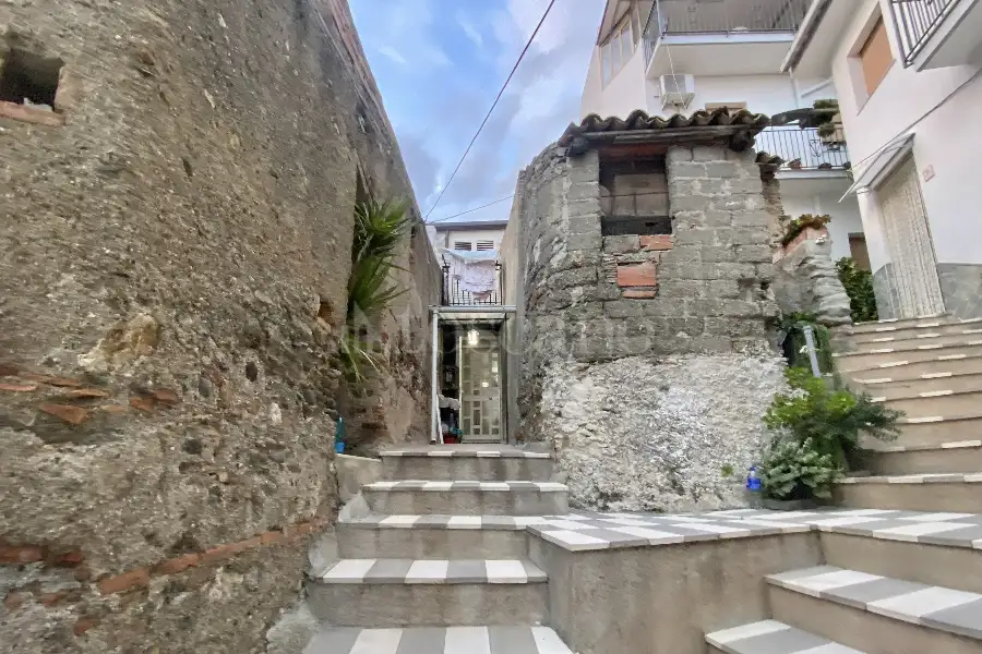 Casa Indipendente in vendita di 77 mq a €36.000 (rif. 61/2025)