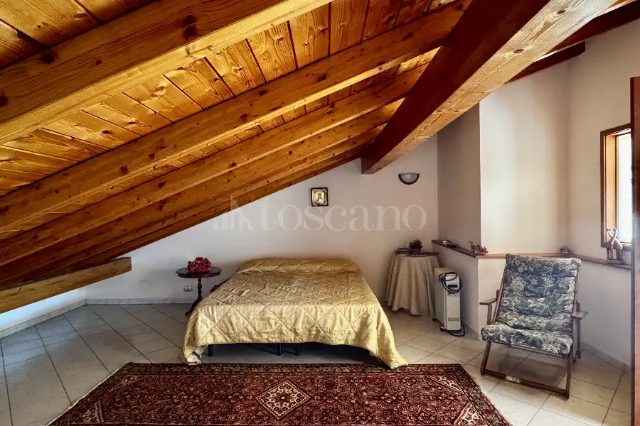 Villa Bifamiliare in vendita di 160 mq a €598.000 (rif. 156/2026)
