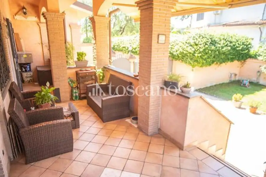 Villa Plurifamiliare in vendita di 160 mq a €359.000 (rif. 43/2026)