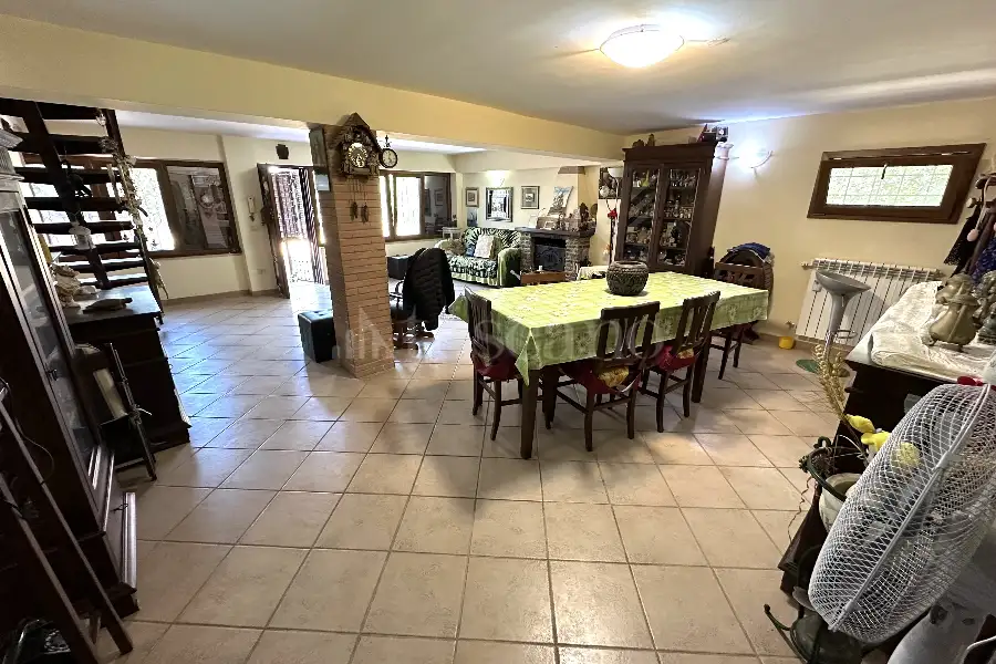 Casa Indipendente in vendita di 120 mq a €309.000 (rif. 9/2026)