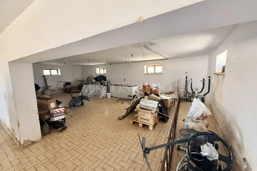 Casa Indipendente in vendita di 254 mq a €299.000 (rif. 81/2026)