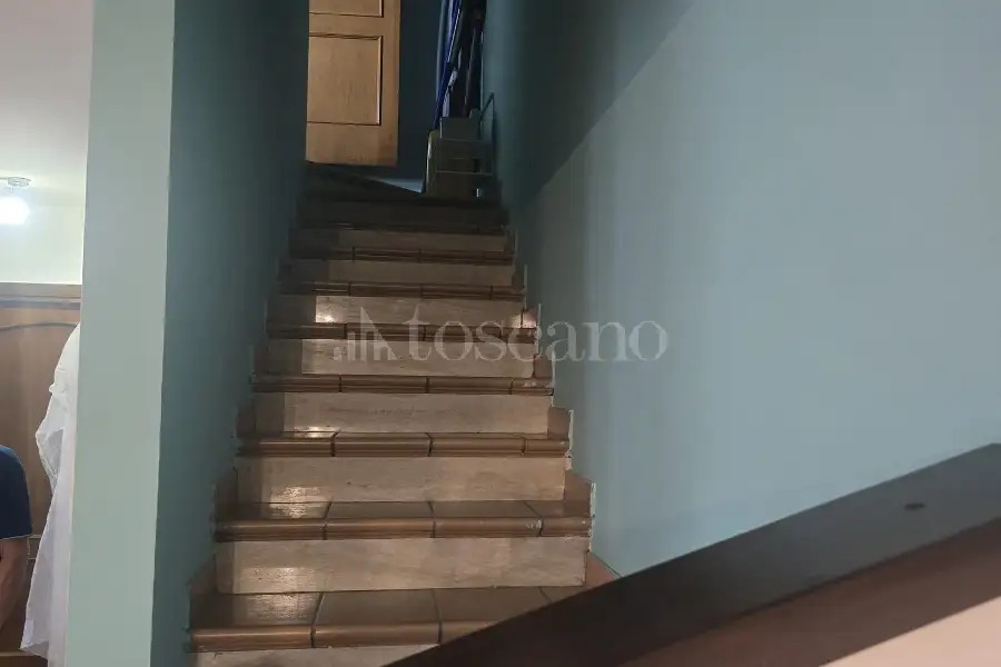Villa Bifamiliare in vendita di 220 mq a €220.000 (rif. 63/2026)