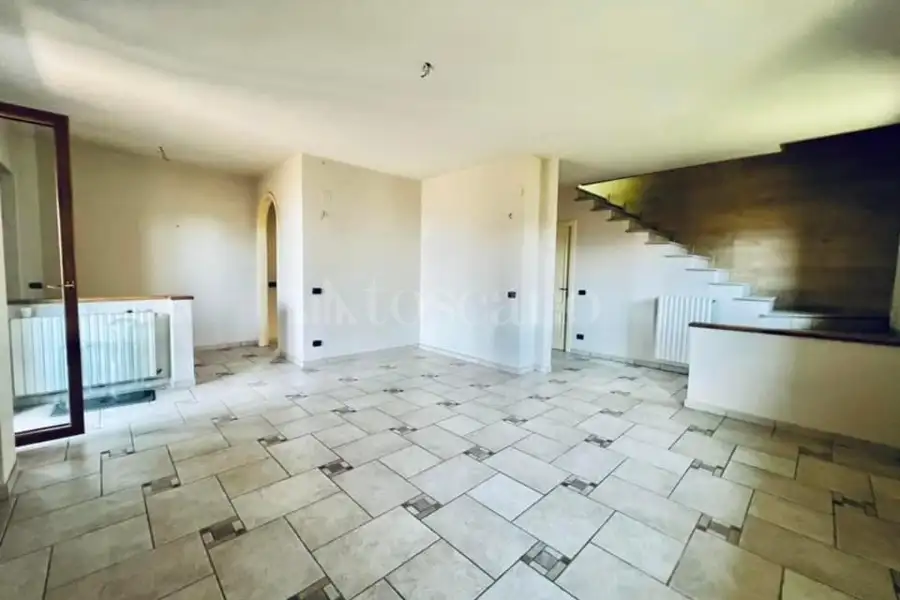 Villa in vendita di 280 mq a €275.000 (rif. 115/2026)
