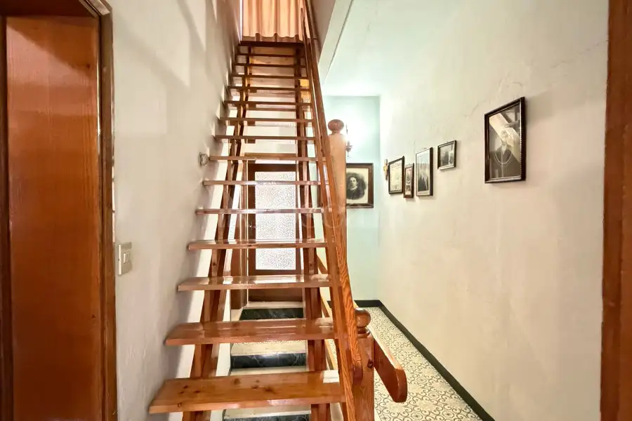 Casa Indipendente in vendita di 220 mq a €270.000 (rif. 3/2026)