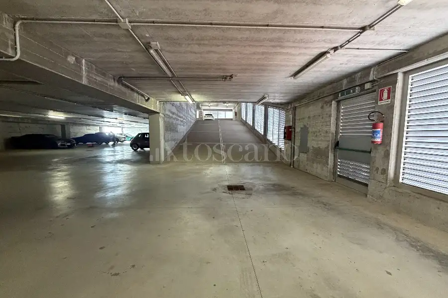 Posto Auto in vendita di 18 mq a €17.000 (rif. 45/2026)