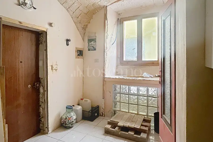 Negozio in vendita di 60 mq a €39.000 (rif. 75/2026)