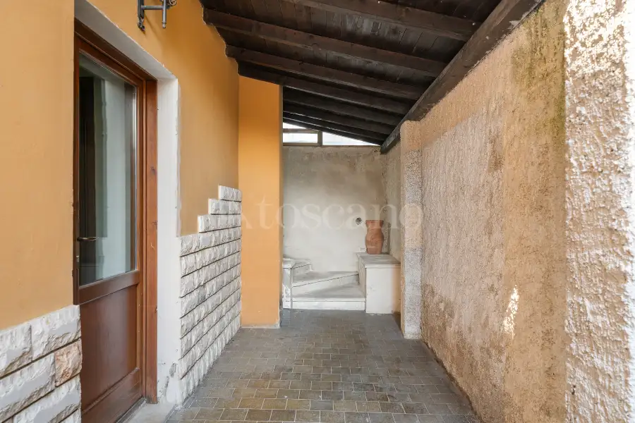 Villa Bifamiliare in vendita di 120 mq a €285.000 (rif. 15/2026)