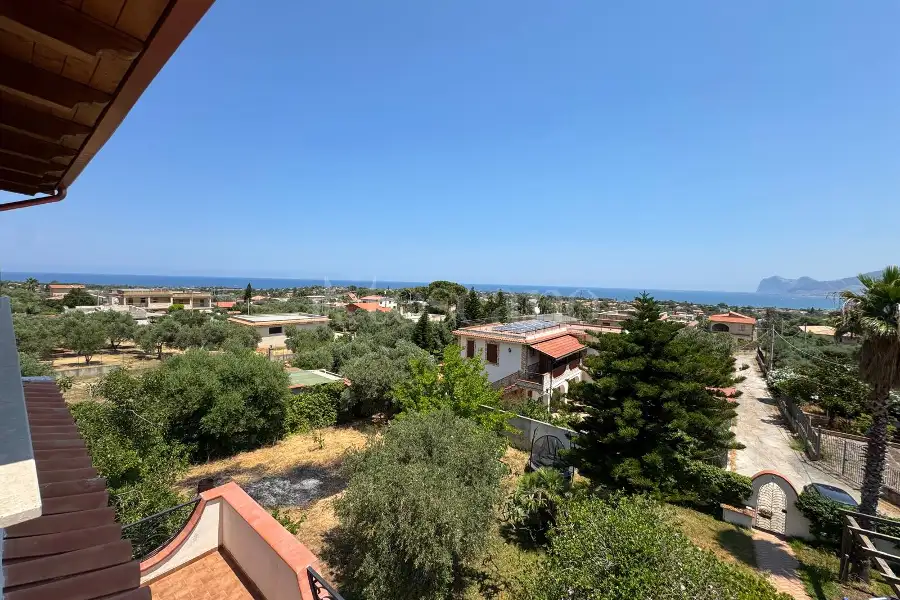 Villa in vendita di 211 mq a €309.000 (rif. 52/2026)