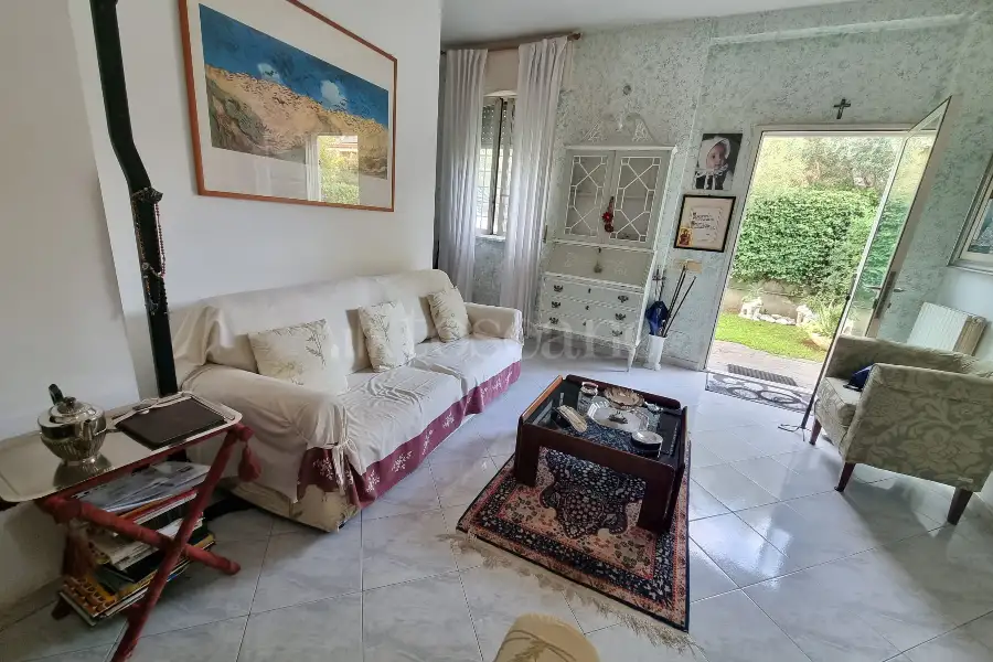 Villa Bifamiliare in vendita di 112 mq a €229.000 (rif. 11/2026)