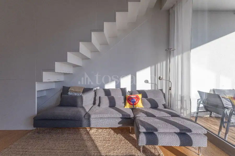 Attico in vendita di 200 mq a €695.000 (rif. 126/2025)