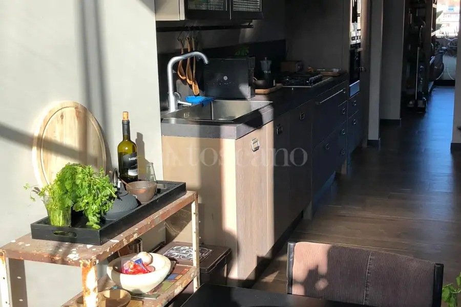 Casa in affitto di 170 mq a €1.550 (rif. 1/2026)