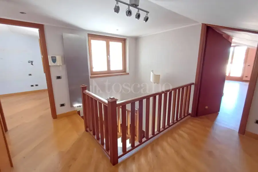 Villa in vendita di 370 mq a €495.000 (rif. 9/2026)