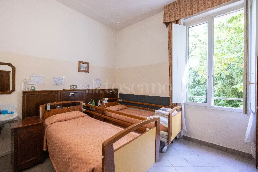 Villa in vendita di 800 mq a €3.500.000 (rif. 22/2026)