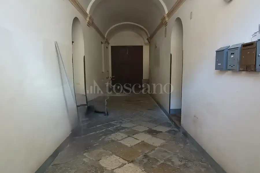 Laboratorio in affitto di 90 mq a €410 (rif. 4/2026)