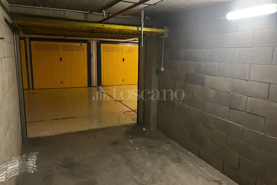 Box in vendita di 15 mq a €20.000 (rif. 35/2026)