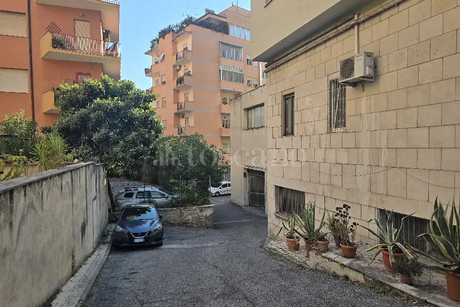 Box in vendita di 22 mq a €70.000 (rif. 14/2026)