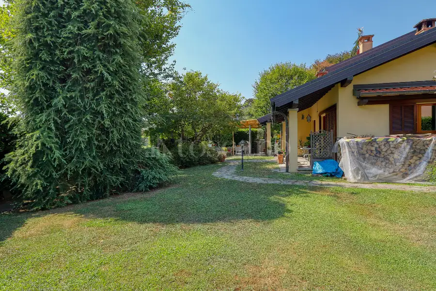 Villa in vendita di 270 mq a €540.000 (rif. 119/2026)