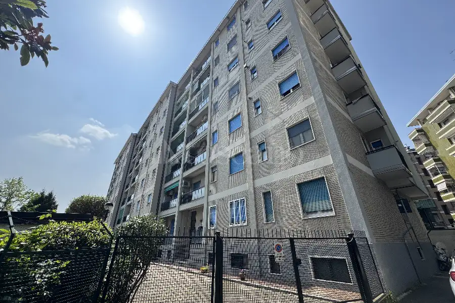 Box in vendita di 13 mq a €25.000 (rif. 9/2026)