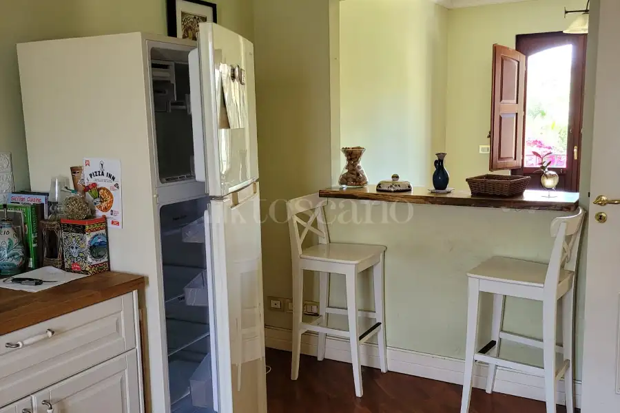 Villa Bifamiliare in vendita di 265 mq a €550.000 (rif. 215/2025)