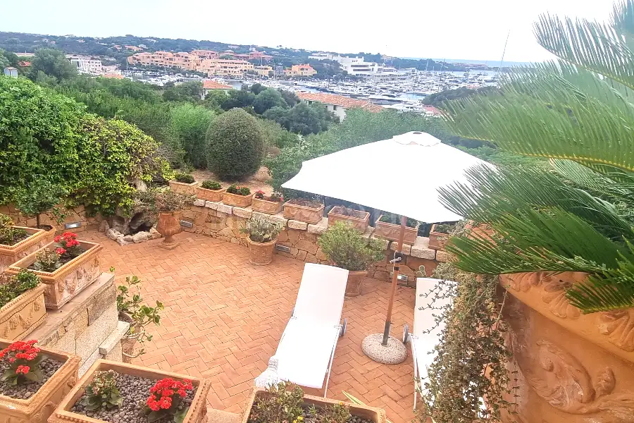 Casa in vendita di 130 mq a €950.000 (rif. 13/2025)