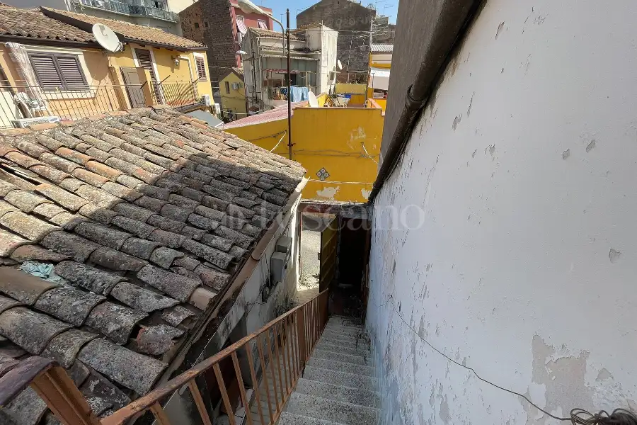 Casa Indipendente in vendita di 300 mq trattativa riservata (rif. 160/2025)