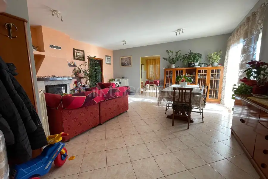 Casa Indipendente in vendita di 128 mq a €185.000 (rif. 6/2026)