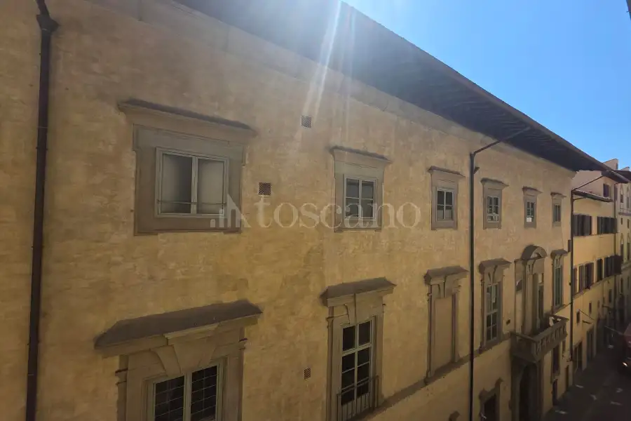 Casa in affitto di 90 mq a €2.200 (rif. 50/2026)