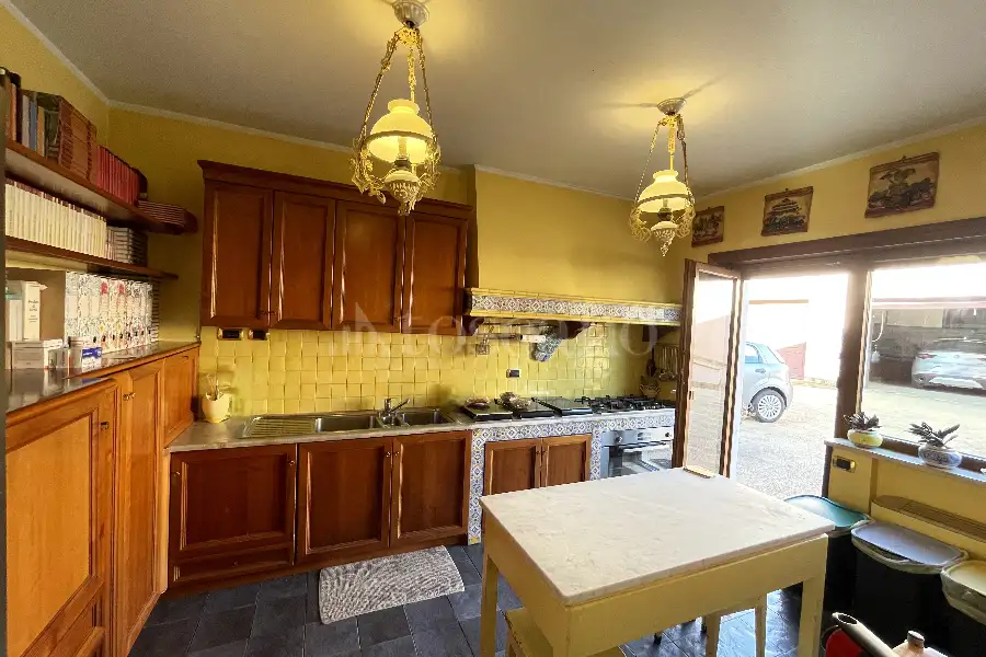 Villa in vendita di 500 mq a €1.500.000 (rif. 45/2025)