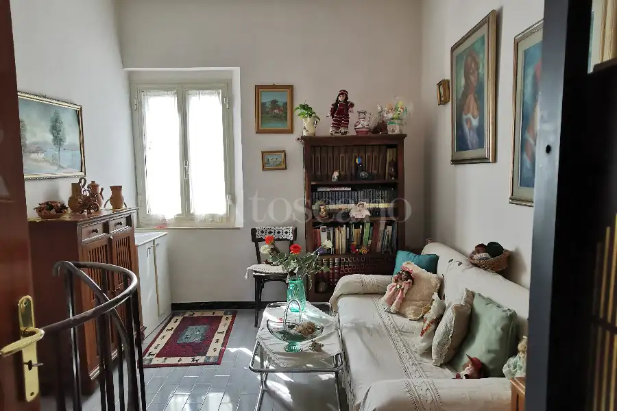 Casa in vendita di 280 mq a €380.000 (rif. 24/2021)