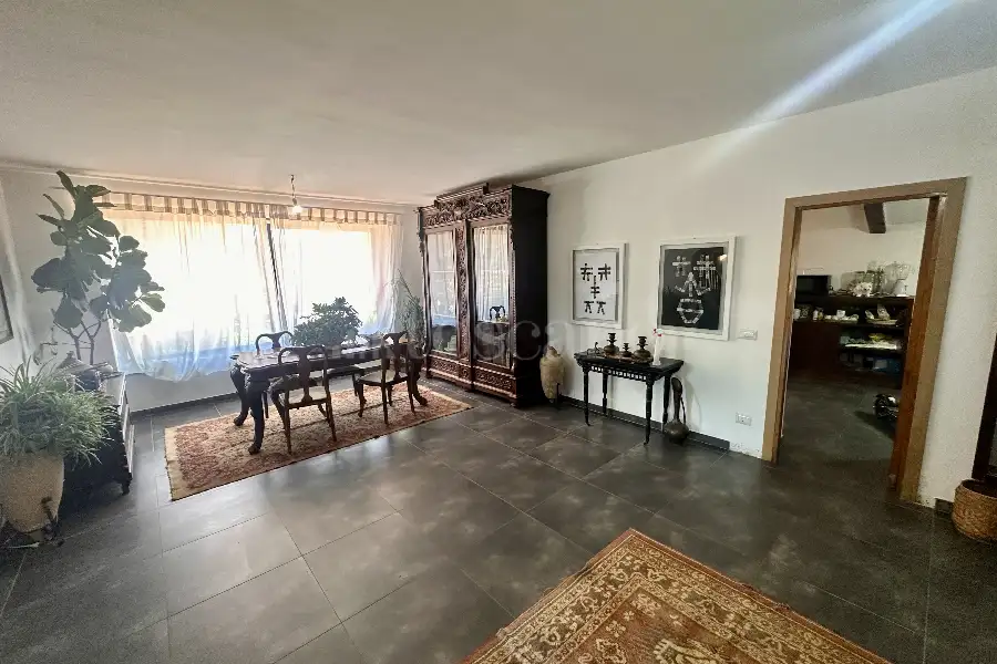 Villa in vendita di 350 mq a €439.000 (rif. 27/2025)