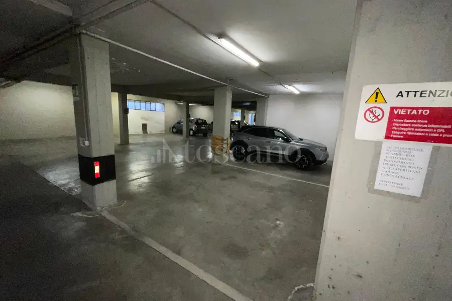 Posto Auto in affitto di 12 mq a €250 (rif. 43/2025)