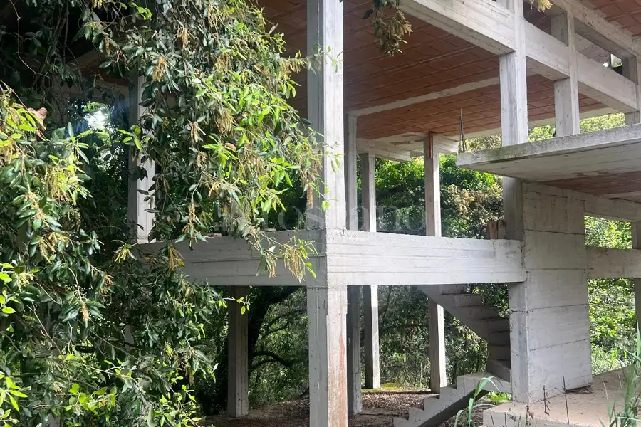 Villa Plurifamiliare in vendita di 150 mq a €490.000 (rif. 11/2026)