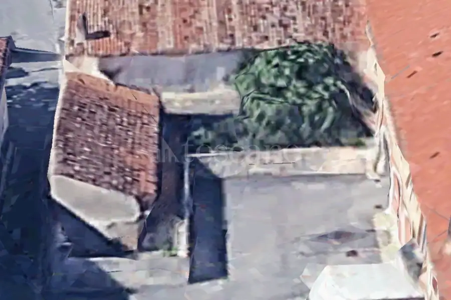 Casa Indipendente in vendita di 242 mq a €109.000 (rif. 18/2026)