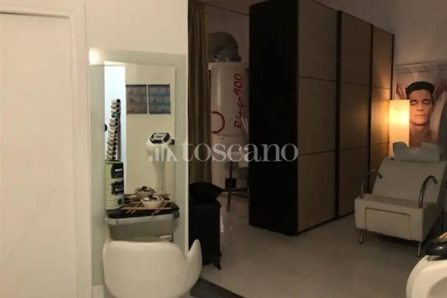 Negozio in vendita di 135 mq a €239.000 (rif. 45/2025)