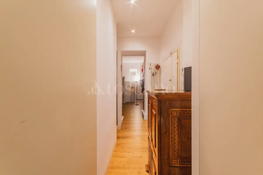 Casa in vendita di 120 mq a €870.000 (rif. 4/2026)