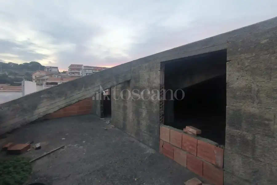 Casa Indipendente in vendita di 344 mq a €110.000 (rif. 46/2025)
