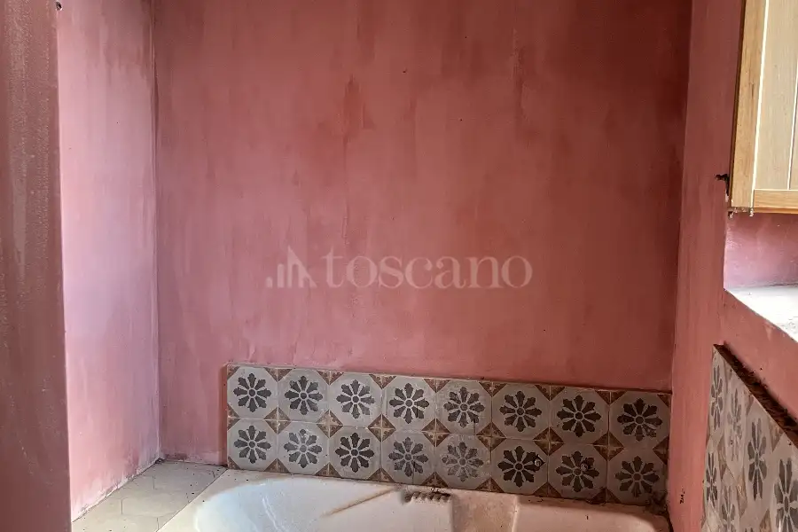 Casale in vendita di 860 mq trattativa riservata (rif. 258/2025)