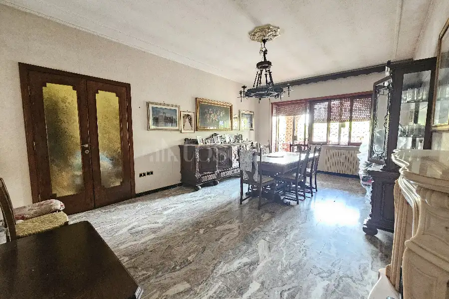 Villa Bifamiliare in vendita di 220 mq a €249.000 (rif. 28/2026)
