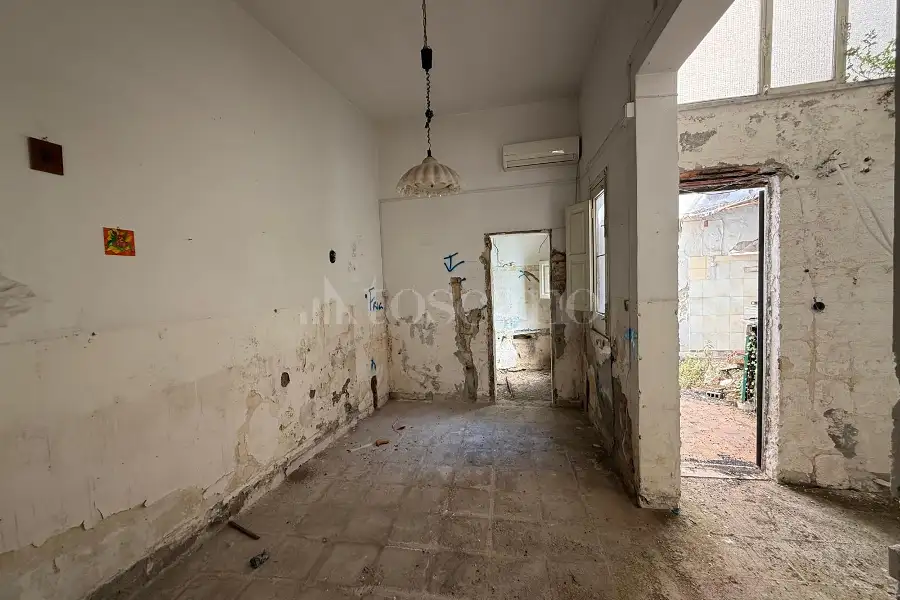 Casa Indipendente in vendita di 130 mq a €65.000 (rif. 35/2026)