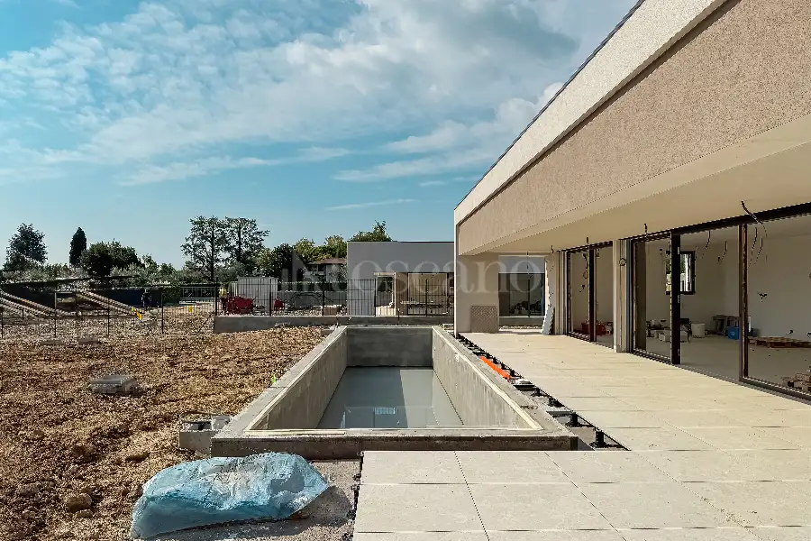Villa in vendita di 362 mq a €1.695.000 (rif. 14/2025)