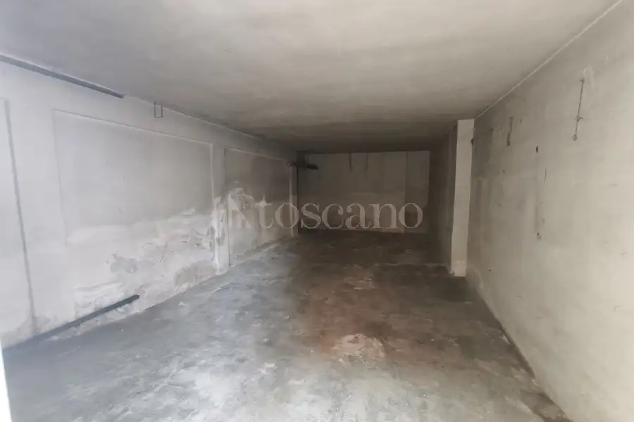 Box in vendita di 28 mq a €27.000 (rif. 41/2026)