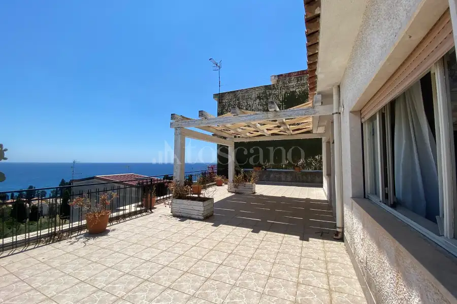 Casa Indipendente in vendita di 160 mq a €348.000 (rif. 42/2026)