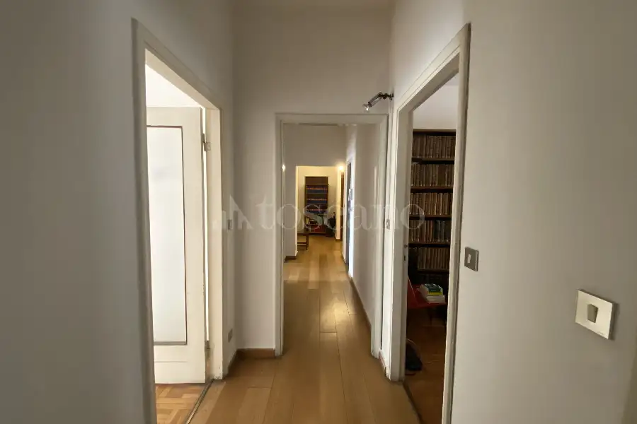 Ufficio in affitto di 125 mq a €2.500 (rif. 82/2026)
