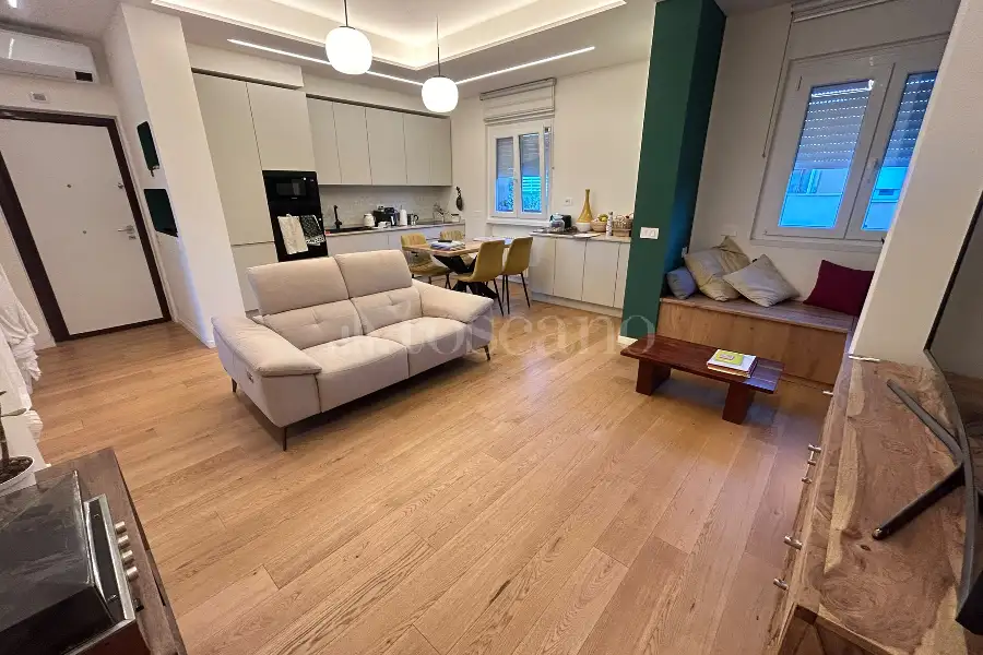 Attico in vendita di 95 mq a €419.000 (rif. 49/2026)