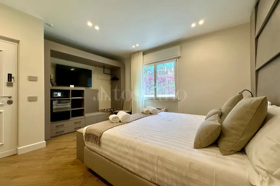 Palazzo in vendita di 390 mq a €2.900.000 (rif. 70/2026)