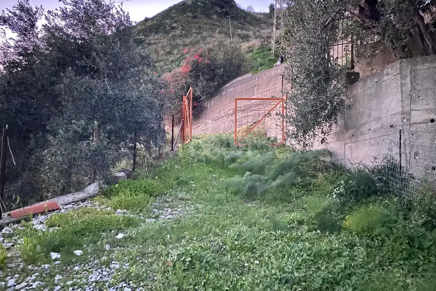 Agricolo in vendita di 940 mq a €60.000 (rif. 9/2026)