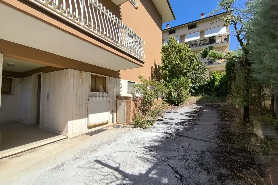 Casa in vendita di 200 mq a €385.000 (rif. 33/2026)