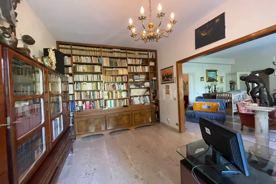Casa in vendita di 210 mq a €820.000 (rif. 21/2026)
