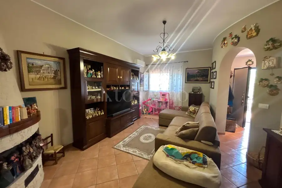 Villa in vendita di 100 mq a €370.000 (rif. 95/2026)