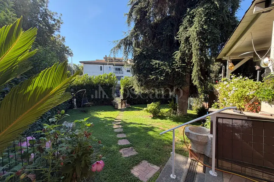 Villa Plurifamiliare in vendita di 430 mq a €395.000 (rif. 19/2026)